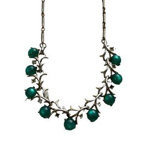 CORO - Emerald Green Cabochon Choker Necklace - Gold Tone - Vintage Jewelry